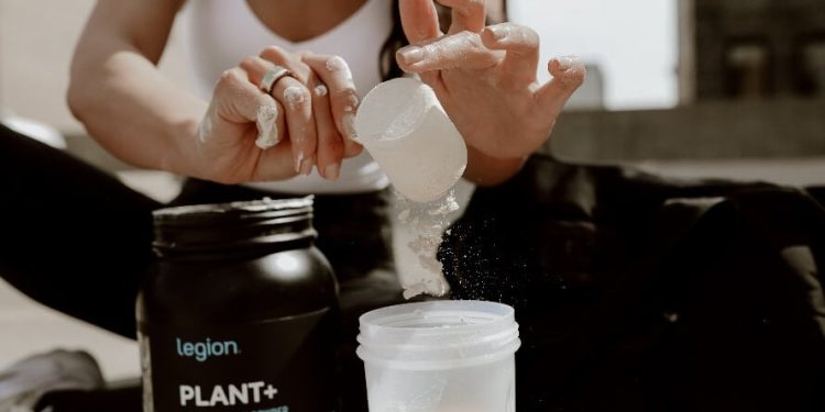 How Much Protein Should I Eat a Day? 2025 Research Explained