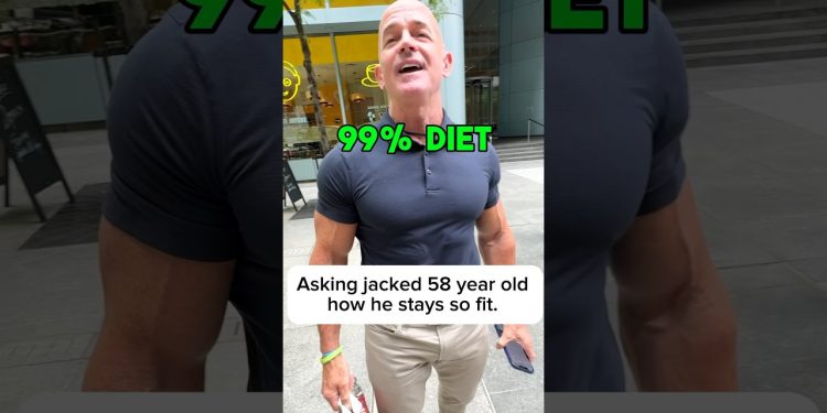 Asking jacked 58 year old how he stays so fit. #workout #nyc #bodybuilding #fitnessmotivation