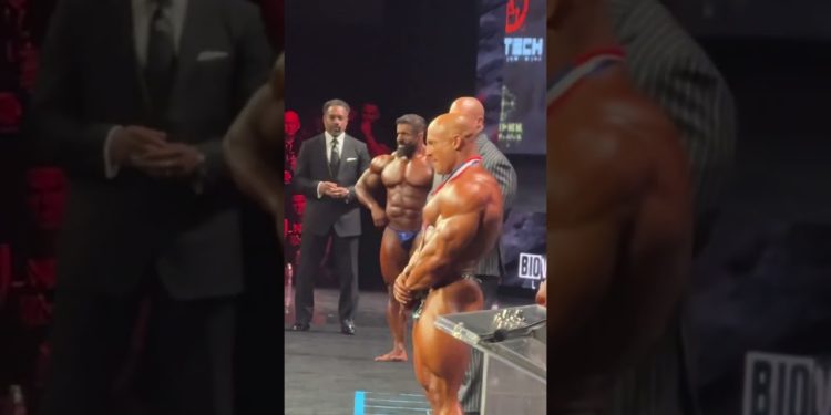 When Phil Heath graced the stage at 2025 Mr Olympia #bodybuilding #mrolympia