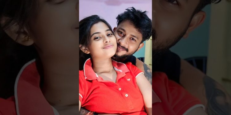 Husband wife Daily Life Style Mini Vlog💝🥰 #shorts #husbandwife #viralvideo #romanticvideo  #comedy